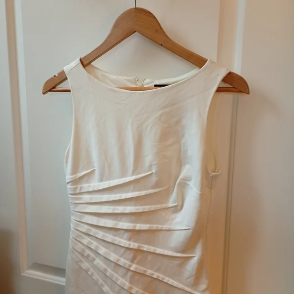 le chateau White Pleated Bodycon Sheath Midi Dress (S) - Picture 2 of 8